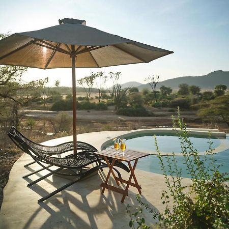 Surana Buffalo Springs Archers Post Exterior foto